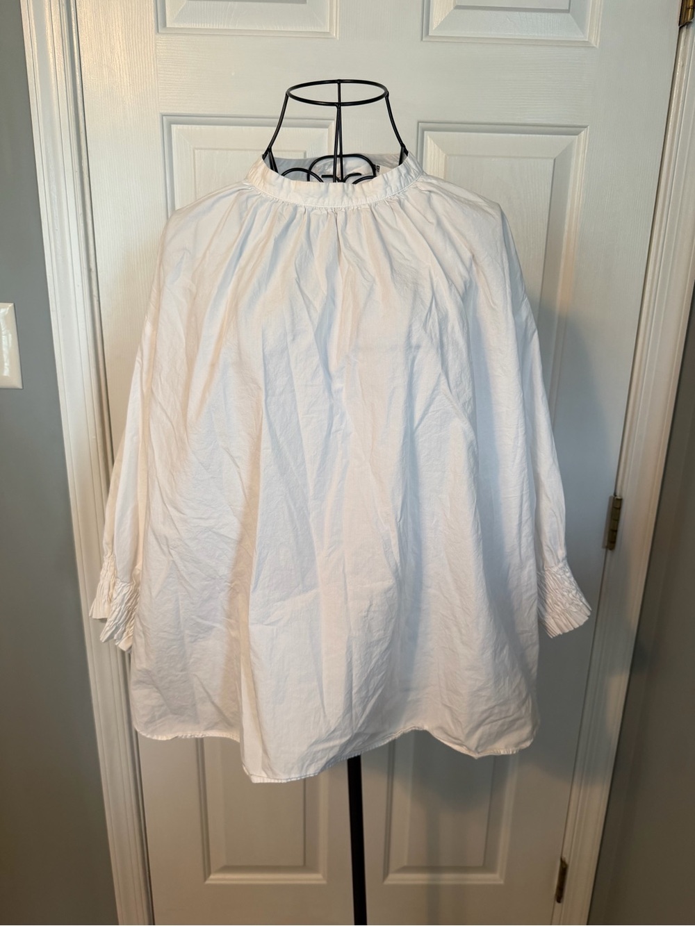 Uniqlo White Gathered Neck Peasant Blouse